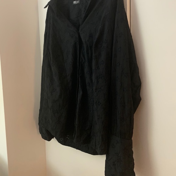 INC Stretch Black Embroidered Button Up Black Top - Picture 7 of 9